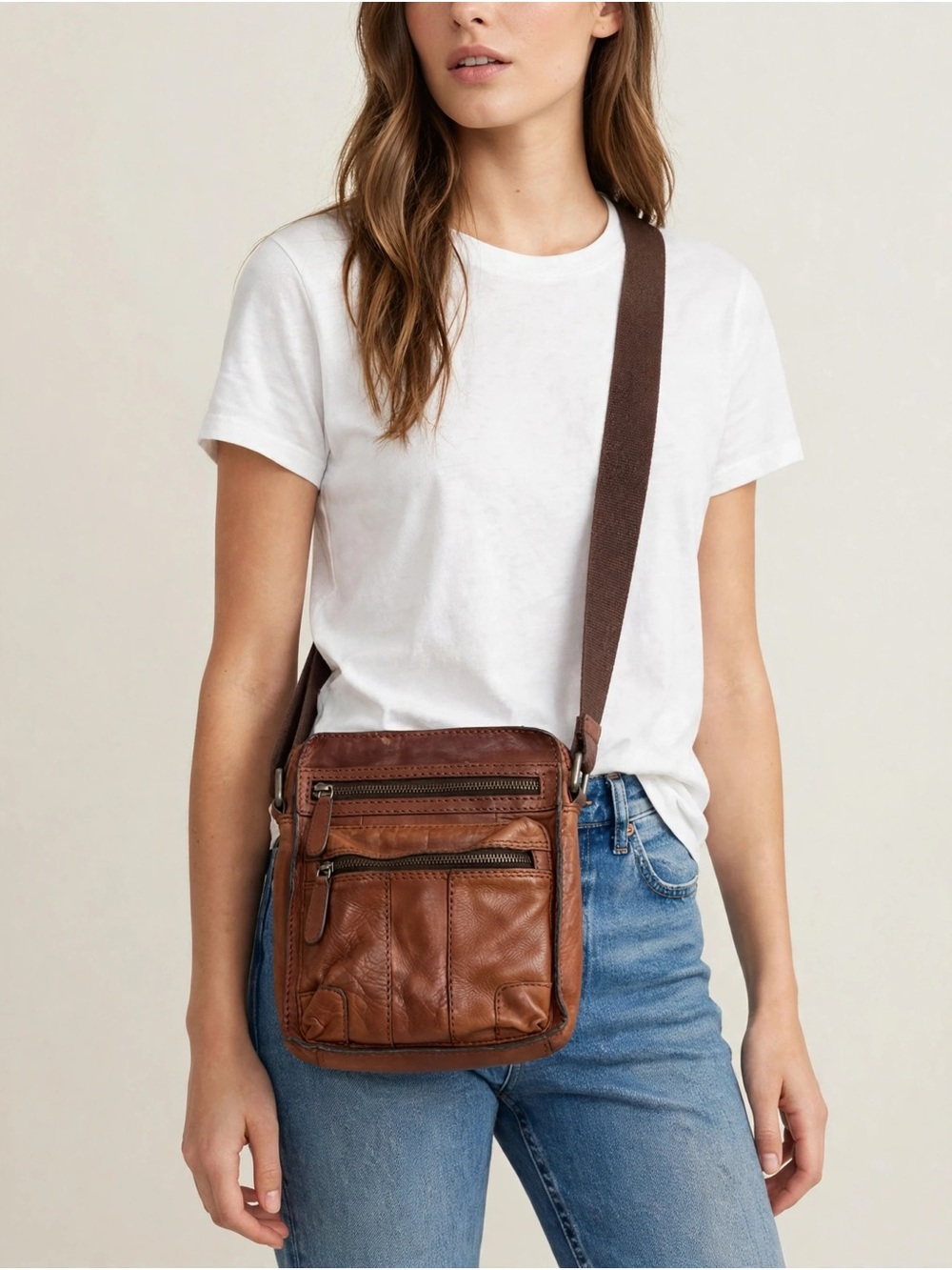Source Unknown Brown Leather Messenger Crossbody with Adjustable Strap